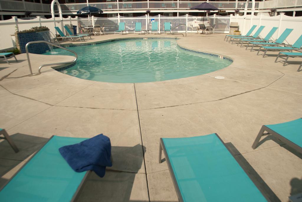 Sands By The Sea Motel Йорк Экстерьер фото